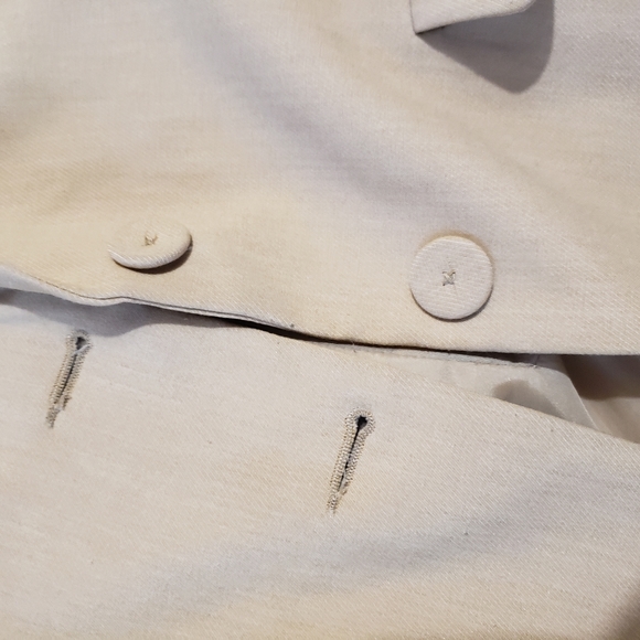 Beige blazer - Picture 2 of 4